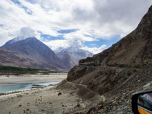 Load image into Gallery viewer, 16 Ngày Ladak & Spiti Khám Phá Tiểu Tây Tạng Của Ấn Độ