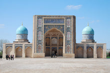 Load image into Gallery viewer, 15 Ngày Uzbekistan - Từ Sa Mạc Kyzyl-Kum Đến Biển Aral
